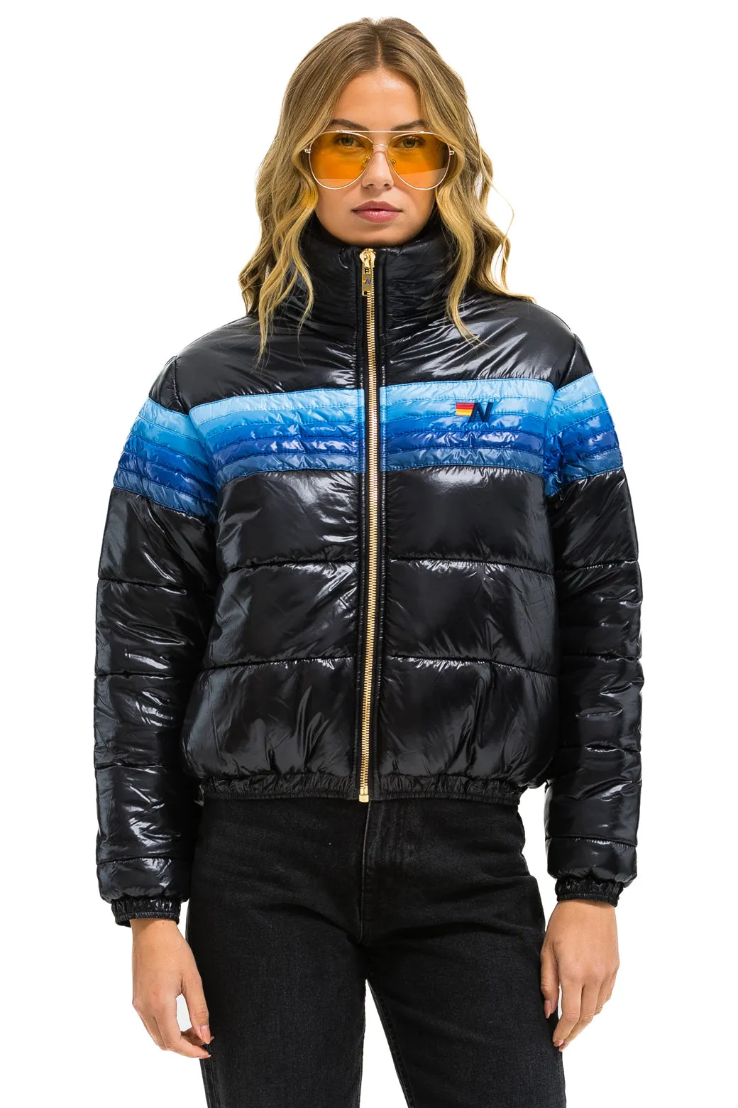 5 STRIPE LUXE APRES PUFFER JACKET - GLOSSY BLACK // BLUE STRIPES